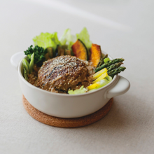 画像をギャラリービューアに読み込む, NABA カレーとハンバーグの4食セット