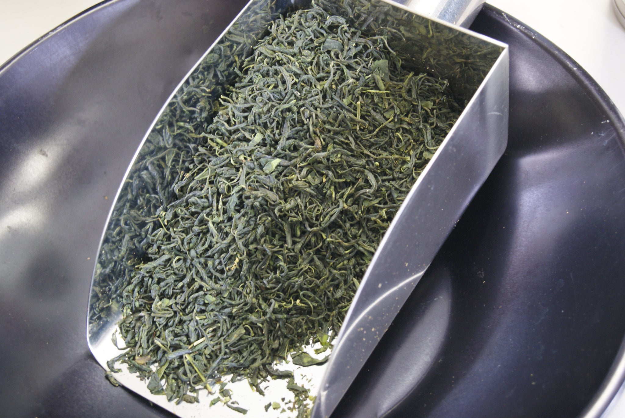 諸塚村のお茶 釜炒り茶と煎茶 – もろっこはうす